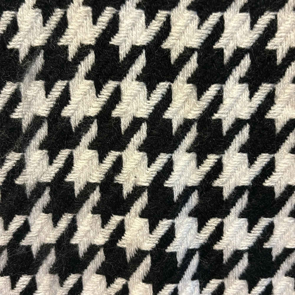 Houndstooth scarf - Picture 2 of 5